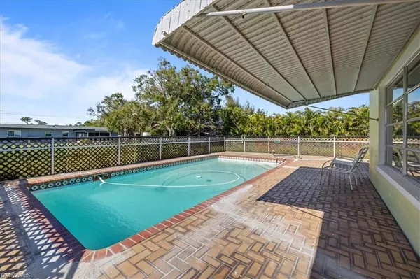 1387 Sunrise DR, North Fort Myers, FL 33917