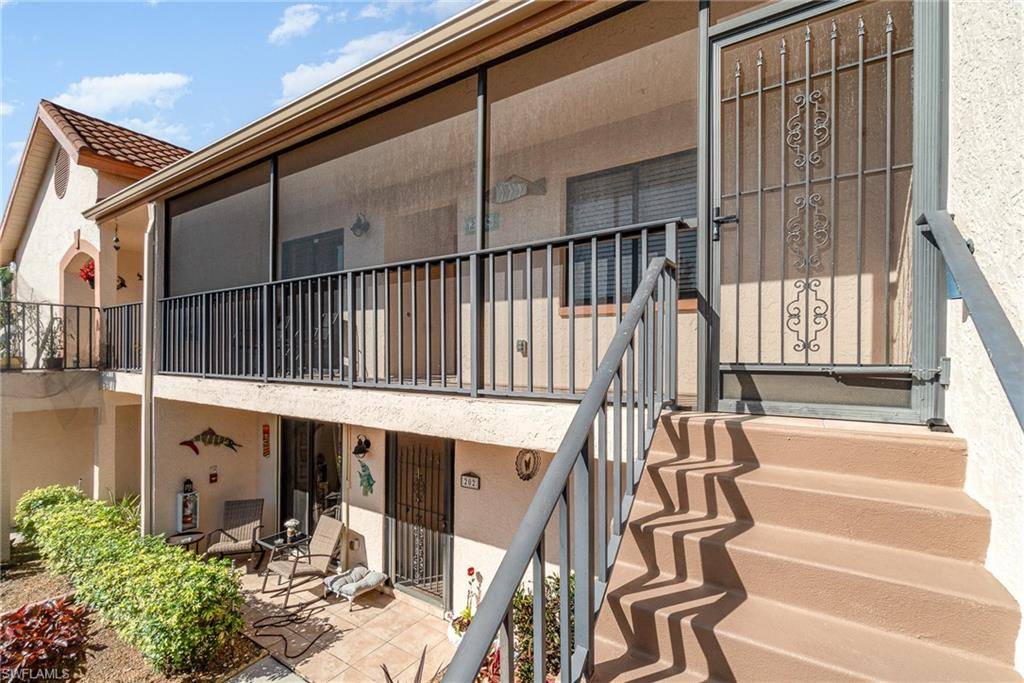 Fort Myers, FL 33912,13120 Cross Creek BLVD #208