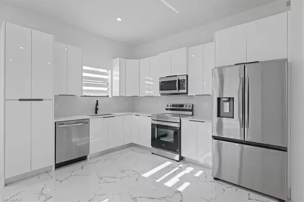 Lehigh Acres, FL 33971,2537 Sunniland BLVD