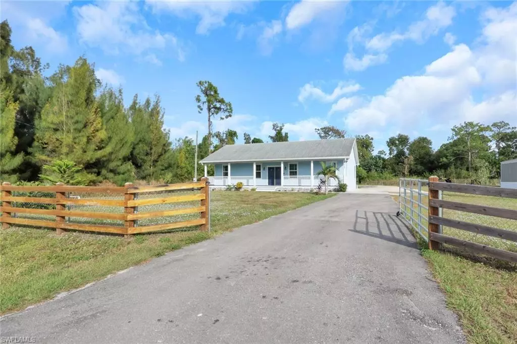 North Fort Myers, FL 33917,8117 Breeze DR