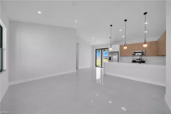 Cape Coral, FL 33993,1739 NW 19th ST