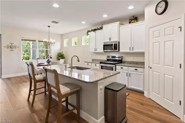 Alva, FL 33920,15136 Yellow Wood DR