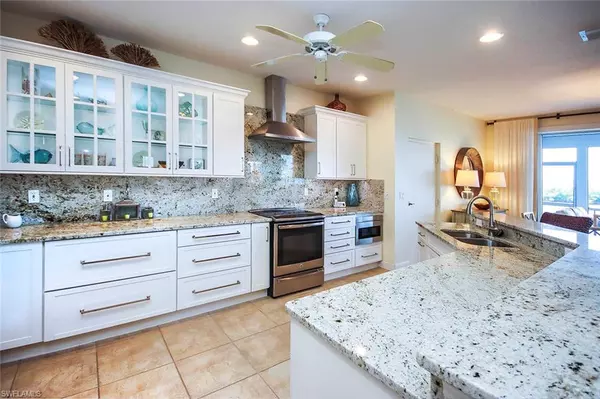 Sanibel, FL 33957,5425 Shearwater DR