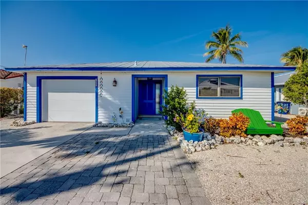 16221 Buccaneer ST, Bokeelia, FL 33922