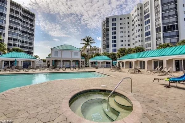 Fort Myers Beach, FL 33931,4183 Bay Beach LN #366