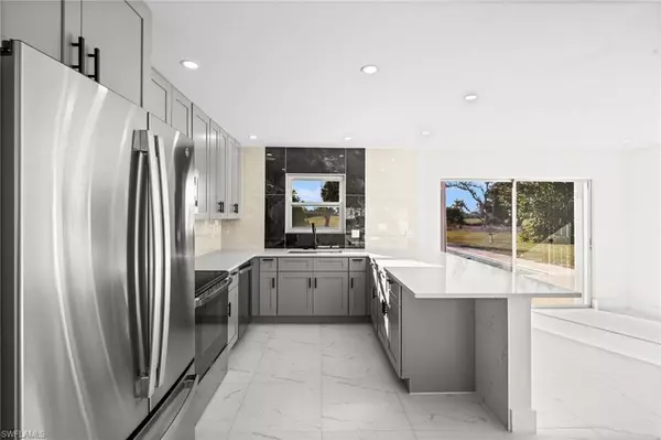 Rotonda West, FL 33947,33 Golfview PL