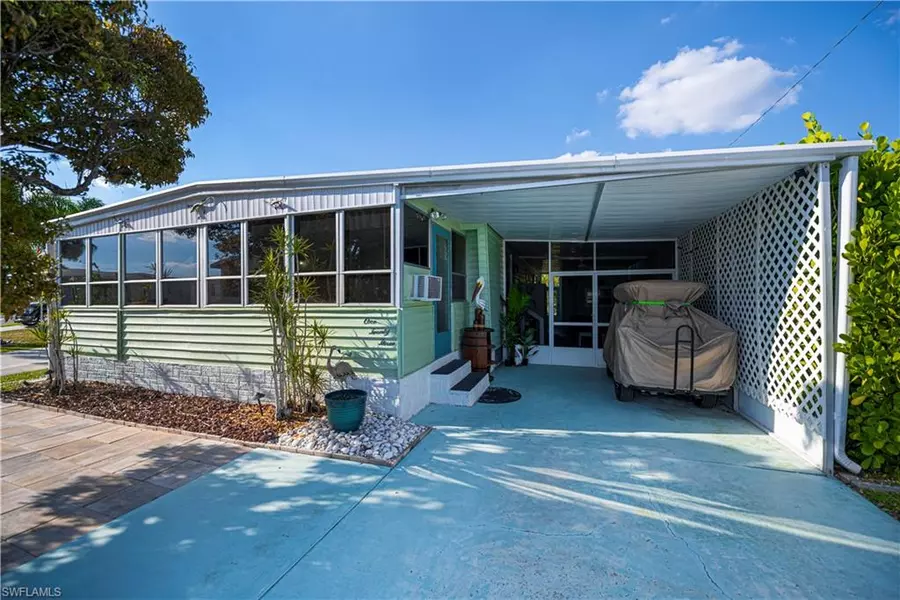 123 Conestoga TRL, North Fort Myers, FL 33917