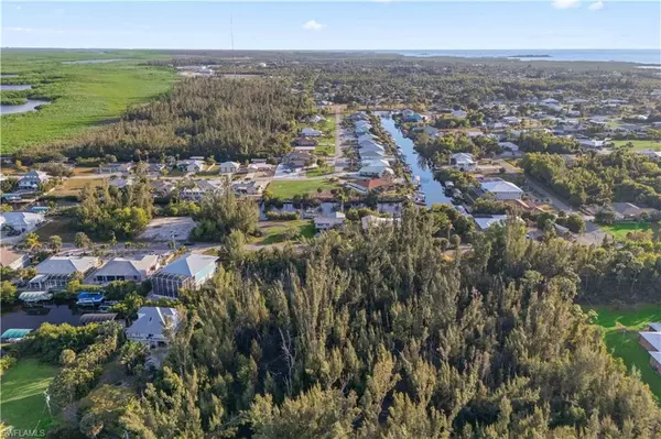 Bokeelia, FL 33922,5480 Ann Arbor DR