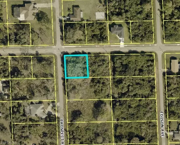 407 W 6th ST, Lehigh Acres, FL 33936