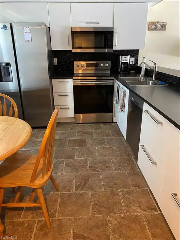 Cape Coral, FL 33914,Address not disclosed