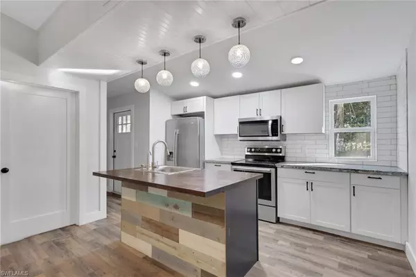 Fort Myers, FL 33905,12531 Orange River BLVD