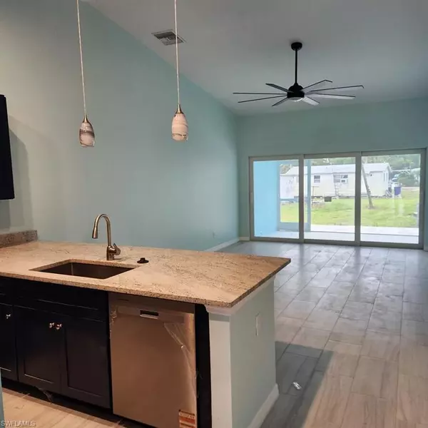 Bokeelia, FL 33922,5653 Genesee PKWY #5653