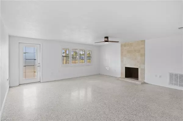 Matlacha, FL 33993,2631 Bayshore DR