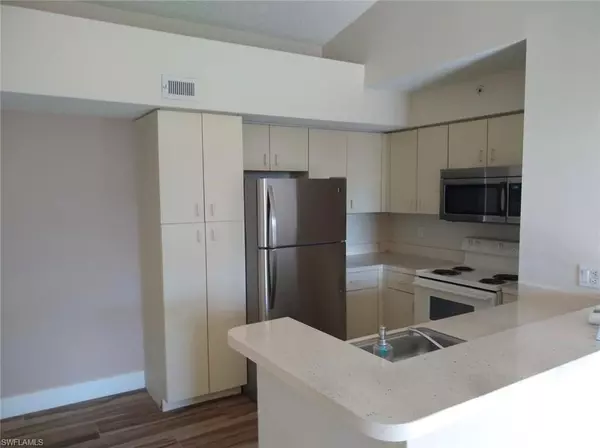 Fort Myers, FL 33912,13521 Eagle Ridge DR #128