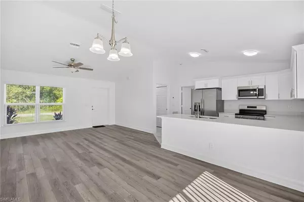 Cape Coral, FL 33991,1021 SW 9th AVE