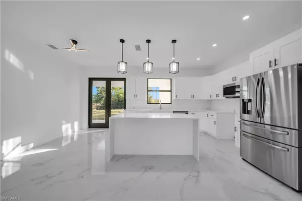 Lehigh Acres, FL 33971,5003 2nd ST W