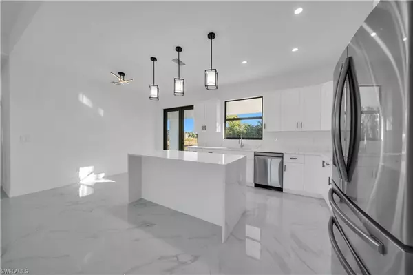 Lehigh Acres, FL 33971,5003 2nd ST W