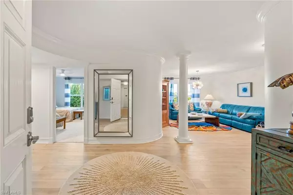 Sanibel, FL 33957,3131 W Gulf DR #303