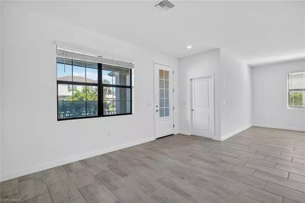 Fort Myers, FL 33913,11484 Canopy LOOP