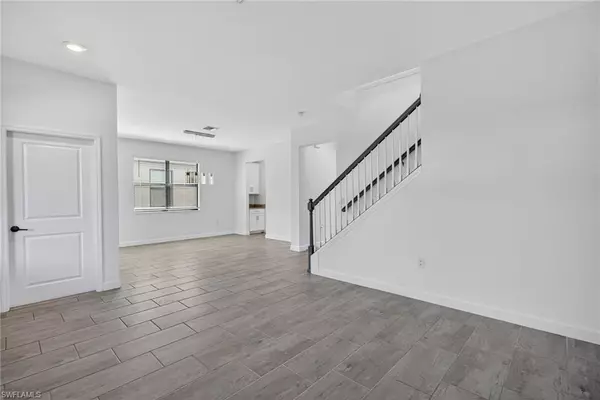 Fort Myers, FL 33913,11484 Canopy LOOP