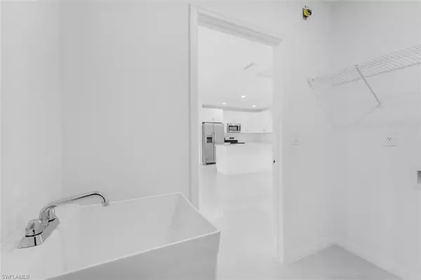 Lehigh Acres, FL 33972,1316 Willard AVE