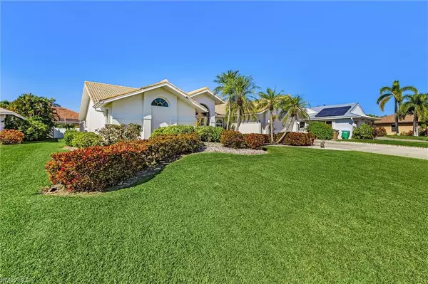 Cape Coral, FL 33904,2822 SE 22nd PL