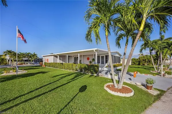 St. James City, FL 33956,4700 Gulfgate LN S