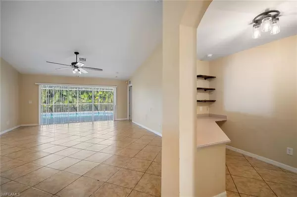 Cape Coral, FL 33993,131 NW 6th ST