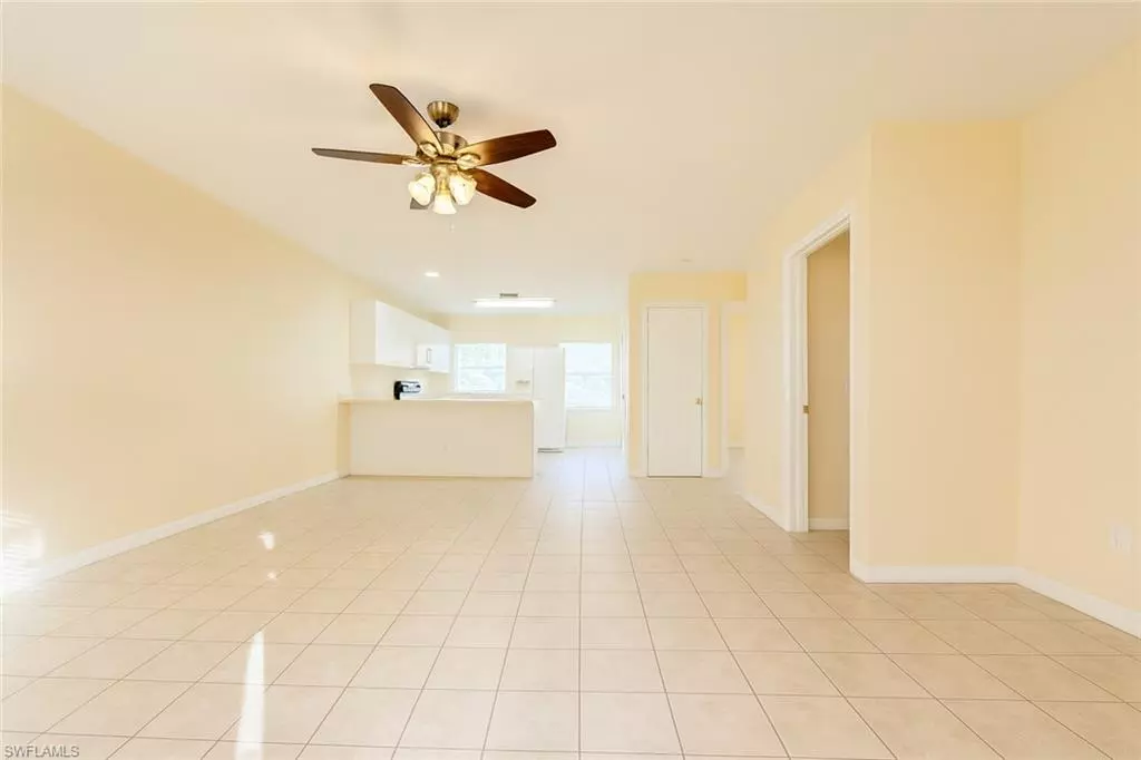 Cape Coral, FL 33904,4903 York ST #202