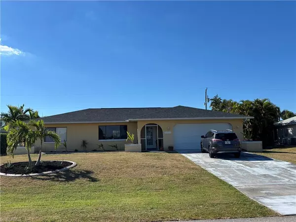1112 SW 11th CT, Cape Coral, FL 33991