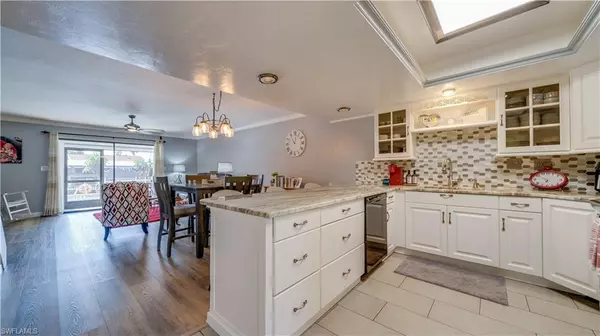 Cape Coral, FL 33904,1102 SE 39th TER #101