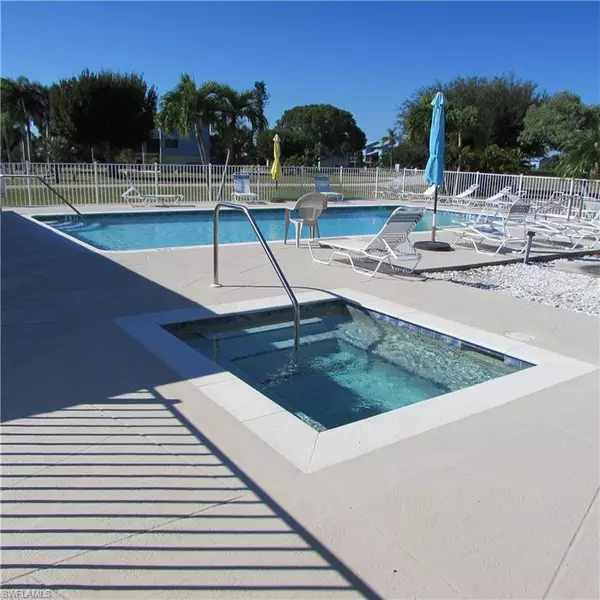 Bokeelia, FL 33922,5371 Blue Crab CIR #1