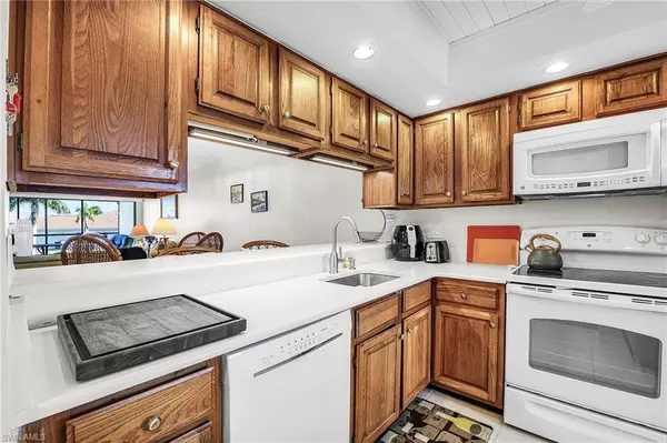 St. James City, FL 33956,2888 Oleander ST #C4