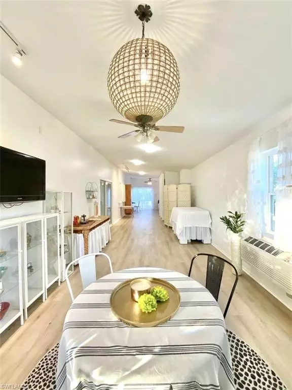 Fort Myers, FL 33908,16857 Windcrest DR