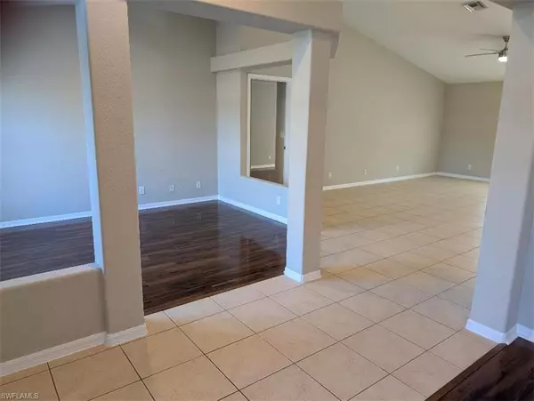 Cape Coral, FL 33914,1502 SW 43rd LN