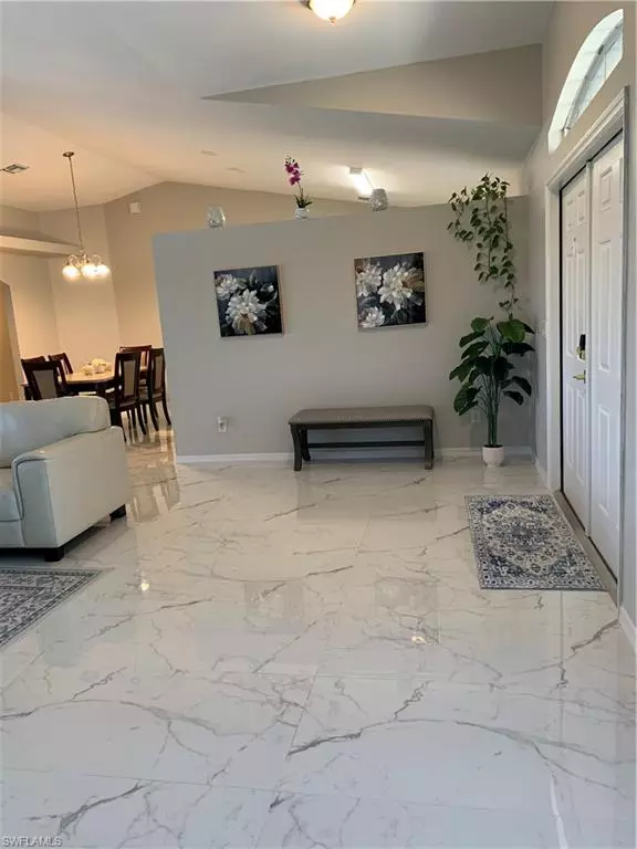 Cape Coral, FL 33909,420 NE 15th TER