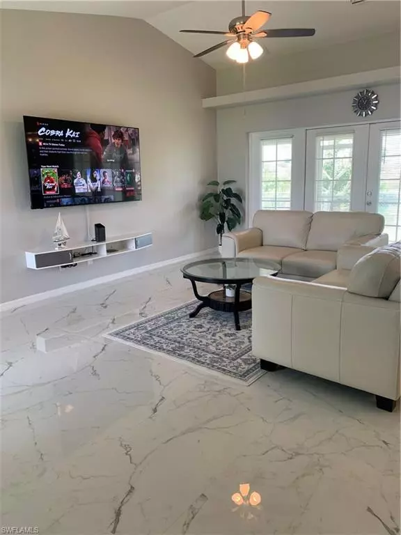 Cape Coral, FL 33909,420 NE 15th TER