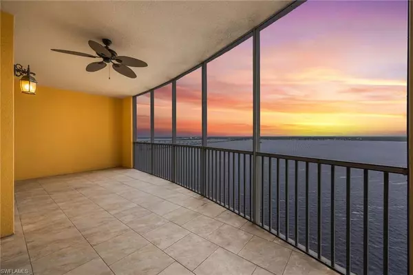 Fort Myers, FL 33916,2743 1st ST #1704