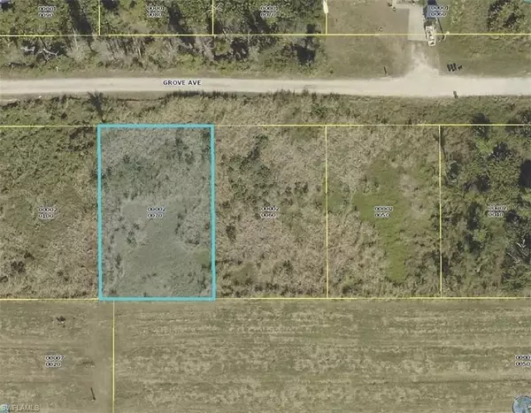 6127 Grove AVE, Bokeelia, FL 33922