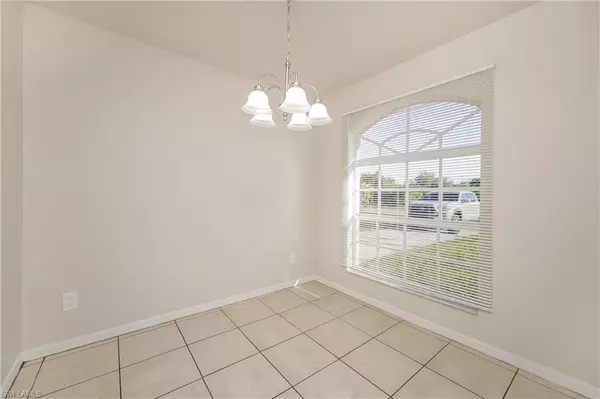 Lehigh Acres, FL 33976,3704 6th ST SW