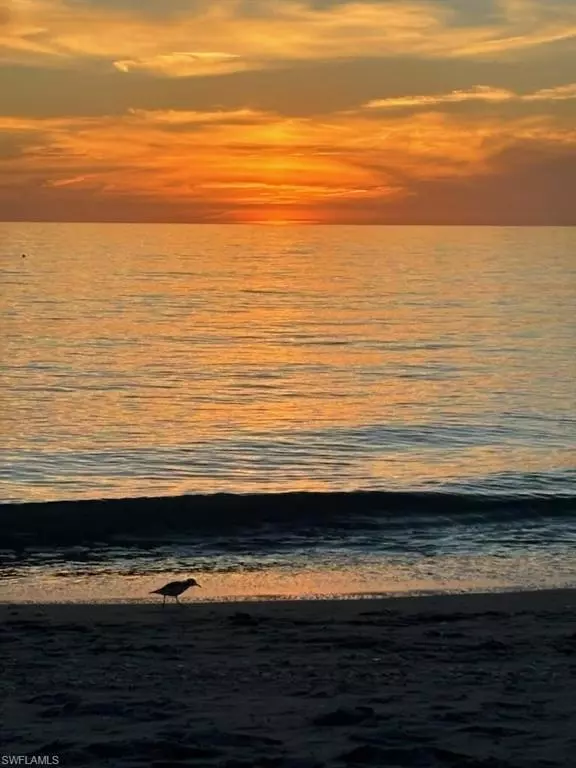 Fort Myers Beach, FL 33931,4411 Bay Beach LN #744