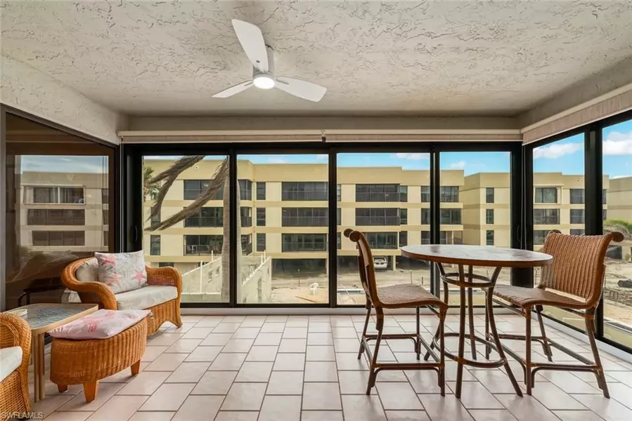 2721 W Gulf DR #212, Sanibel, FL 33957