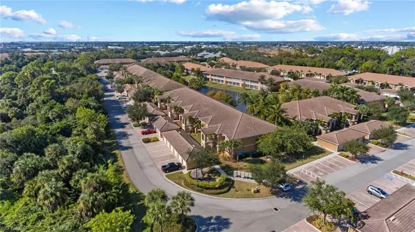 1076 Winding Pines CIR #206, Cape Coral, FL 33909