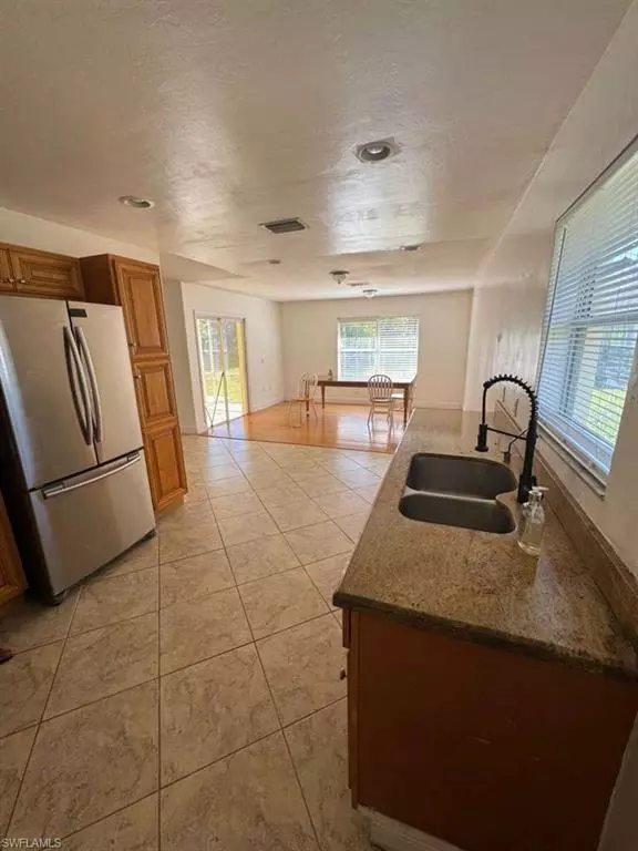 Naples, FL 34117,4090 32nd AVE SE