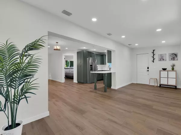 1406 Loma Linda DR, Fort Myers, FL 33919