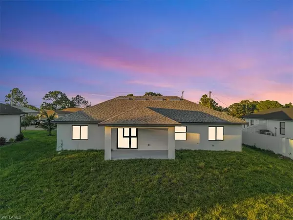 Lehigh Acres, FL 33976,2606 26th ST SW