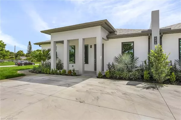 2378 Hunter BLVD #1, Naples, FL 34116