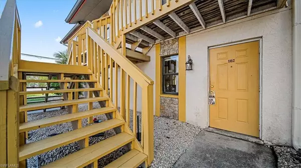 Cape Coral, FL 33990,1126 SE 8th ST