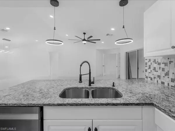 Lehigh Acres, FL 33974,741 Boulogne CT