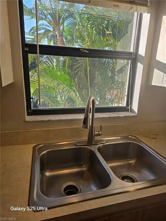 Cape Coral, FL 33904,4525 Country Club BLVD #207